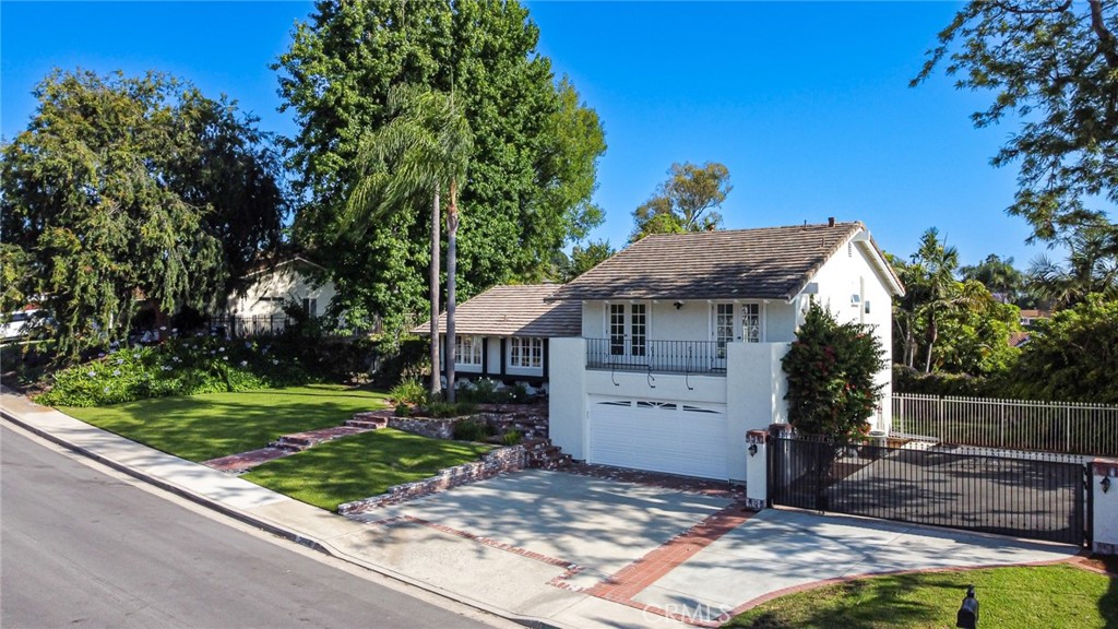 26496 Cancion Drive