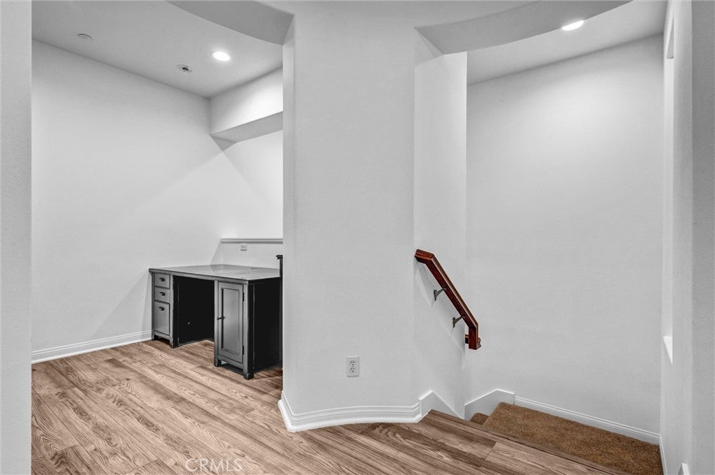 231 Lonetree, Irvine CA 92603 - Photo 10