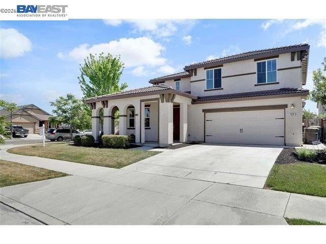668 Landmark Pt