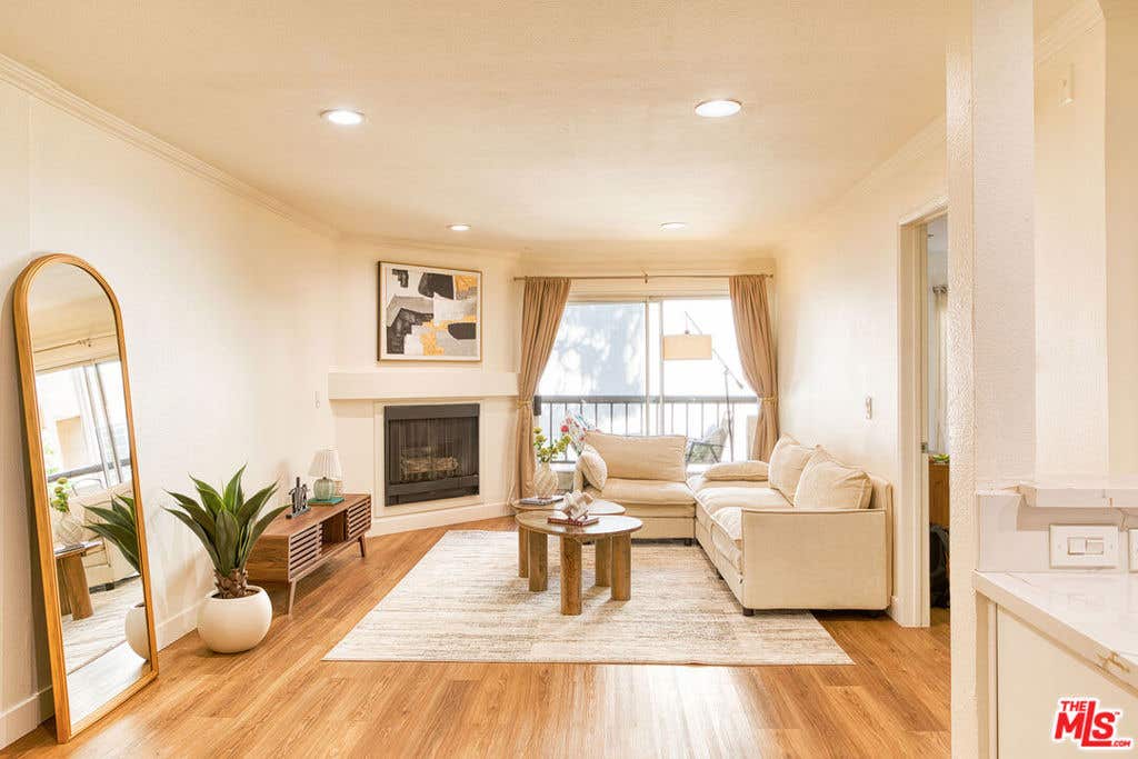 Photo of 5510 Owensmouth Avenue #218, Woodland Hills, CA 91367 (MLS # 26870981)