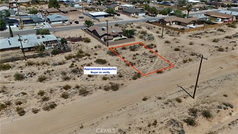 Photo of 744 W Bowman (NEAR) Road, Ridgecrest, CA 93555 (MLS # HD26118977)