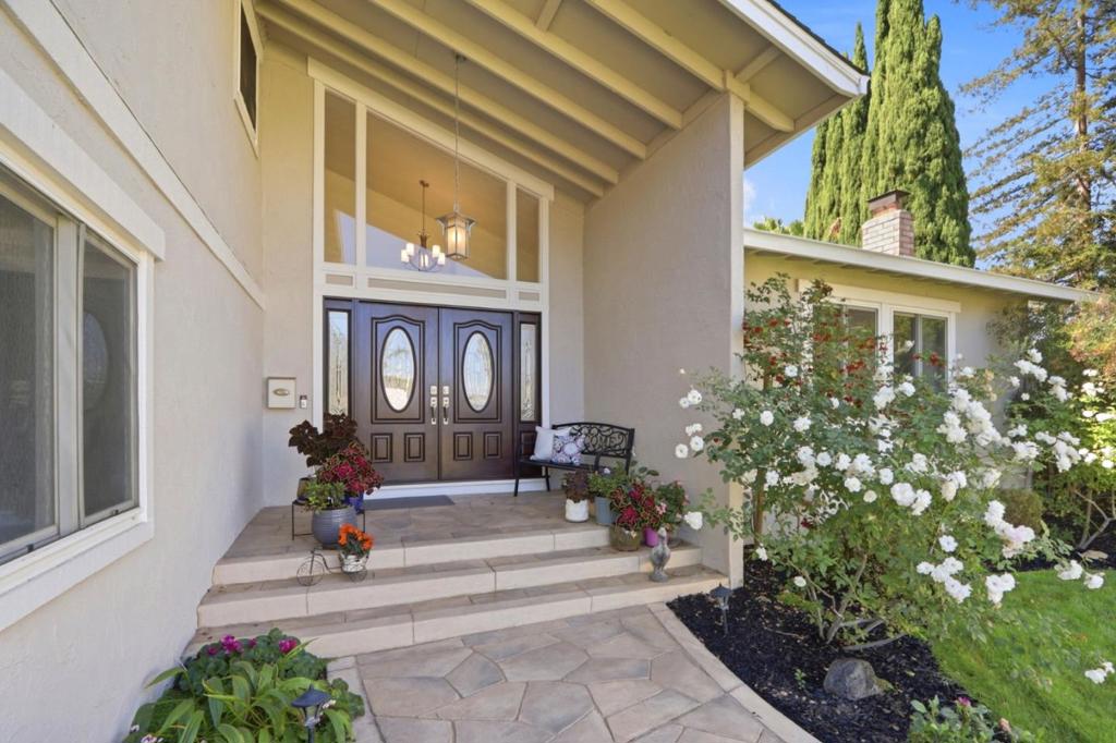 6069 Bluering Court