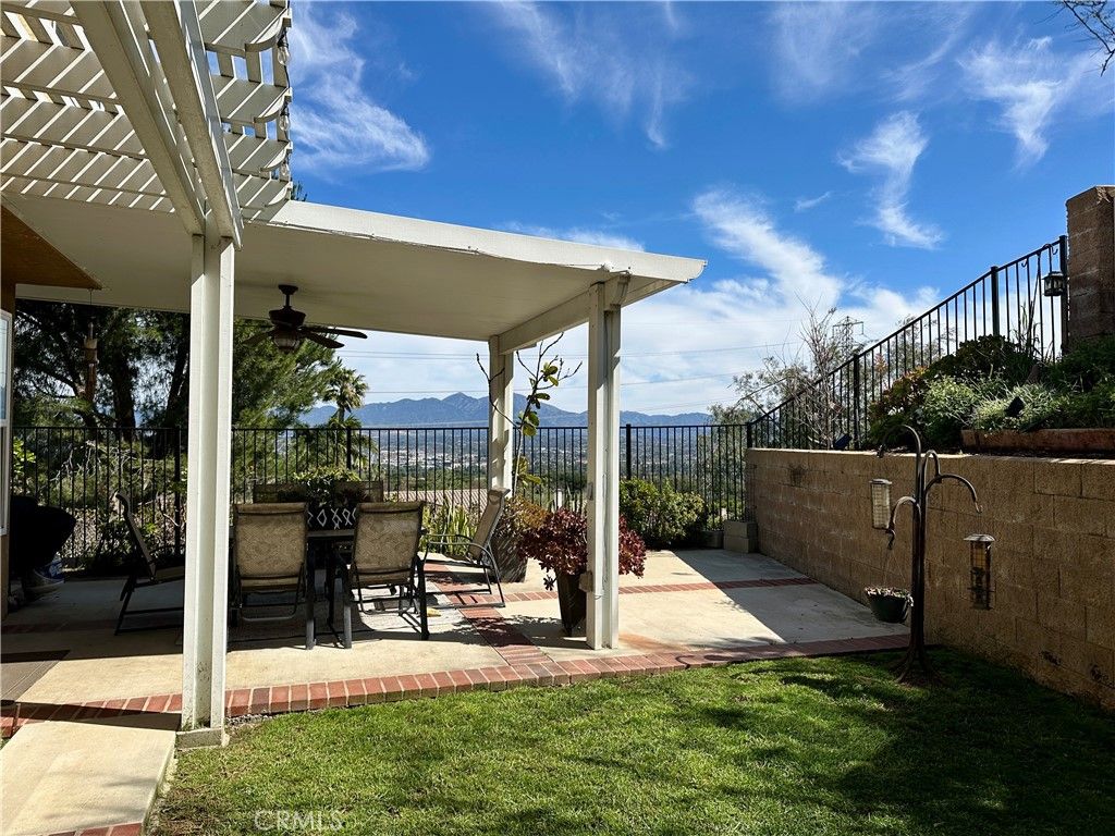 Photo of 2 Saddleridge Street, Aliso Viejo, CA 92656 (MLS # OC26075786)