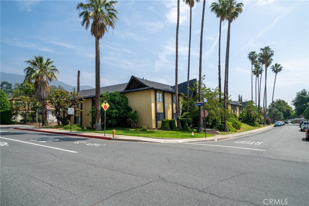 1817 2nd Street