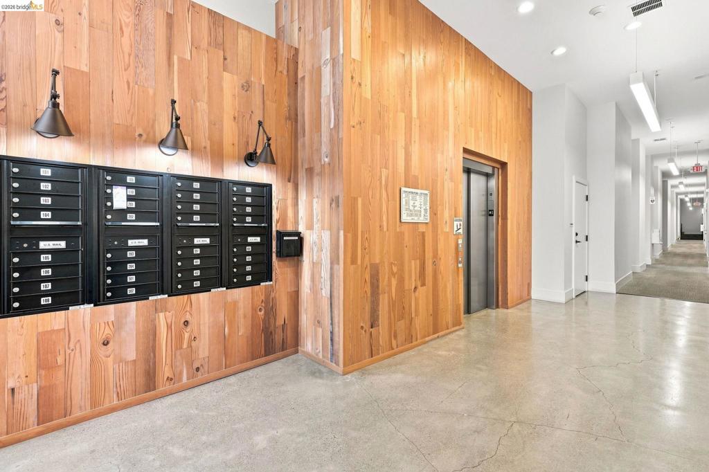 10300 San Pablo Ave 103
