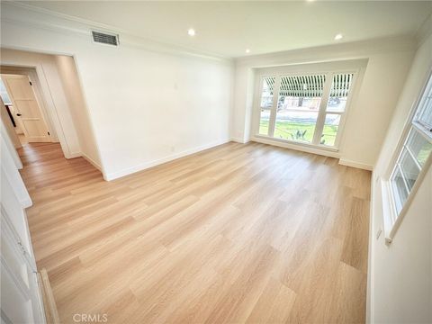 Photo of 1700 Del Valle Avenue, Glendale, CA 91208 (MLS # GD26065142)