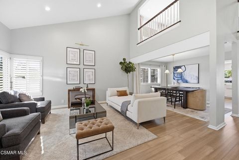 Photo of 2839 Trillium Street, Thousand Oaks, CA 91360 (MLS # 226000719)