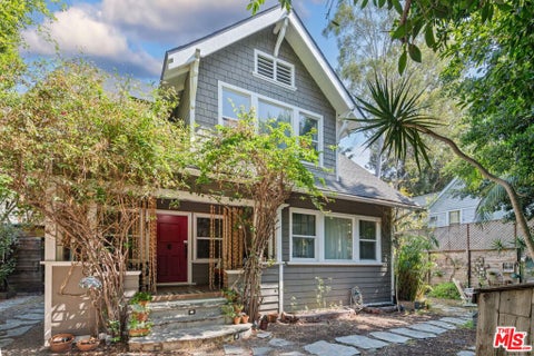 Photo of 1746 N Hudson Avenue, Los Angeles, CA 90028 (MLS # 26988869)