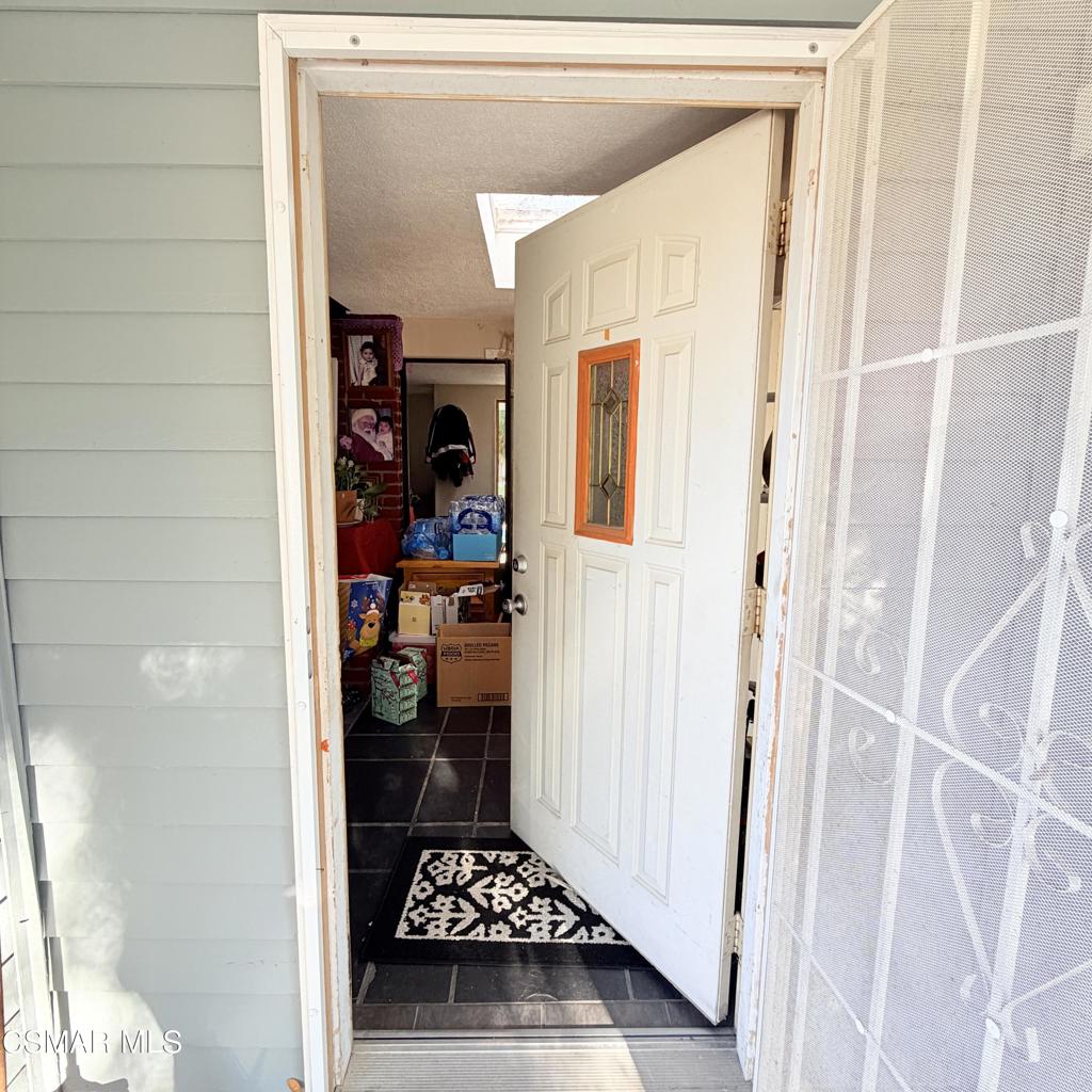 2685 Los Feliz Drive