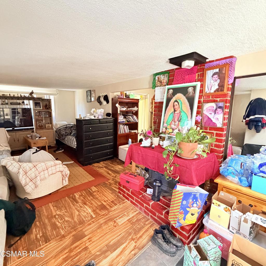 2685 Los Feliz Drive