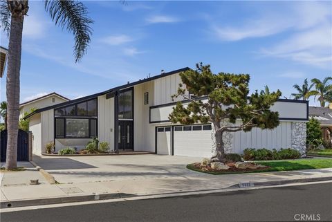 Photo of 6862 Defiance Drive, Huntington Beach, CA 92647 (MLS # OC26105440)