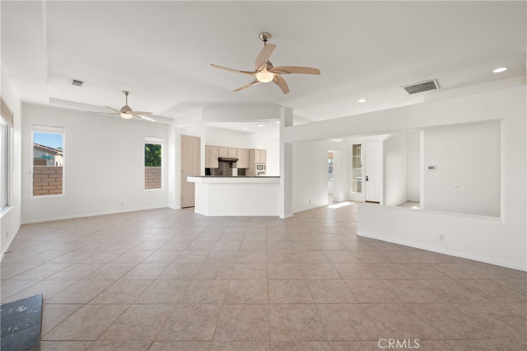 Tapestry (33551) - Residential