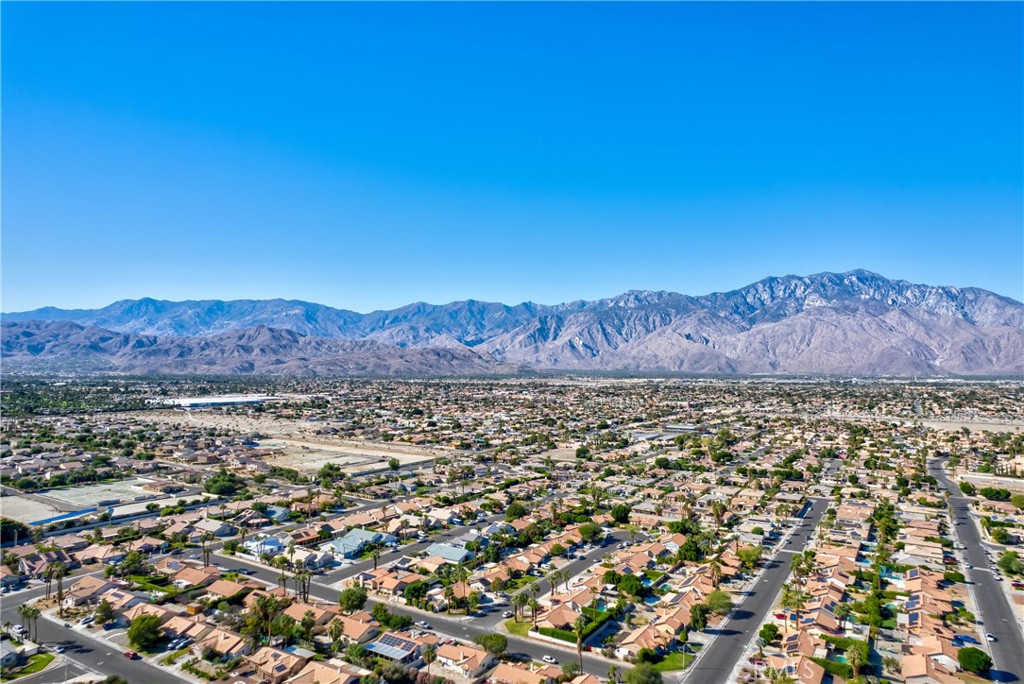 Tapestry (33551) - Residential