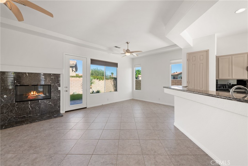 Tapestry (33551) - Residential