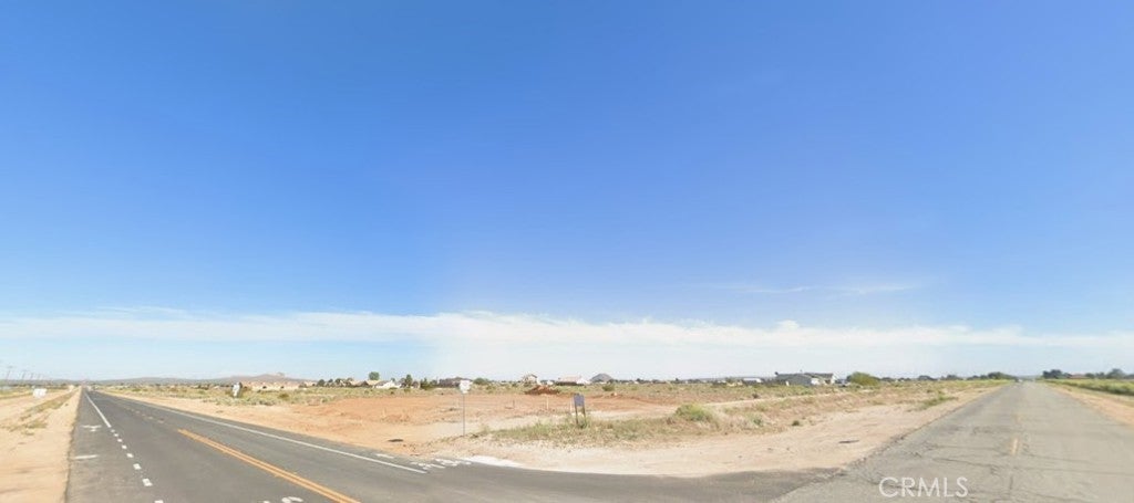 8112 Mendiburu Road
