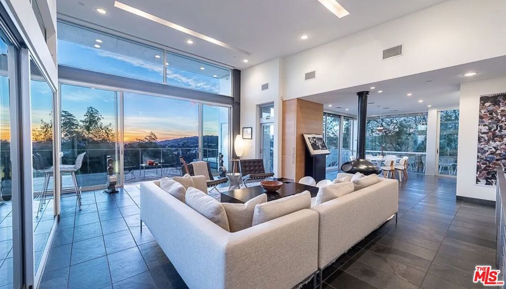 Properties 2 2511 Wild Oak Drive