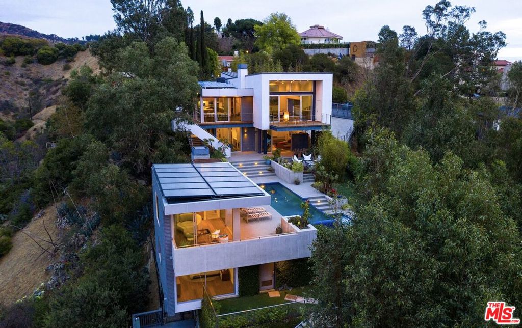 Properties 1 2511 Wild Oak Drive