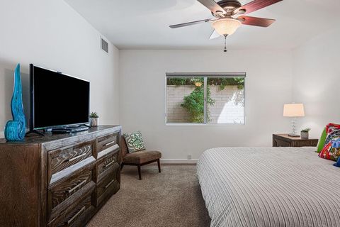 Tiny photo for 500 W Arenas Road #4, Palm Springs, CA 92262 (MLS # 219143125PS)
