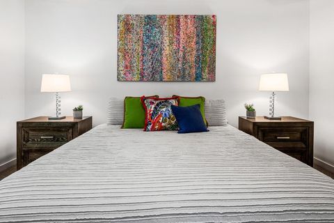 Tiny photo for 500 W Arenas Road #4, Palm Springs, CA 92262 (MLS # 219143125PS)