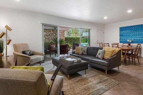 Tiny photo for 500 W Arenas Road #4, Palm Springs, CA 92262 (MLS # 219143125PS)