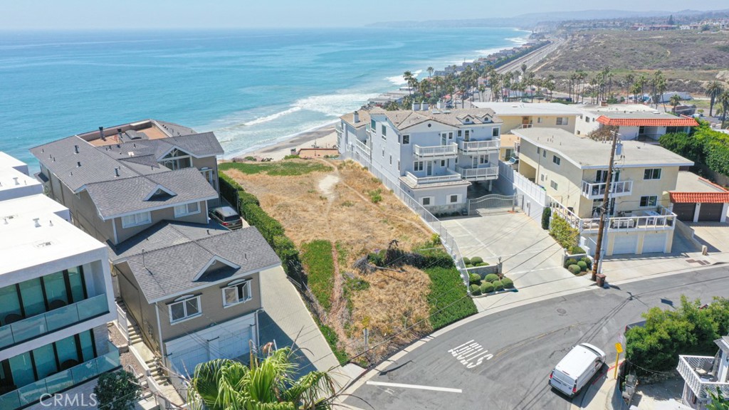 1527 Buena Vista