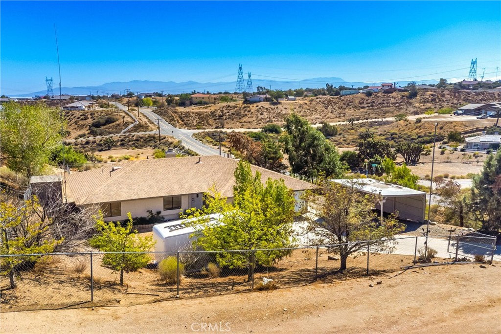 8121 Anaconda Avenue