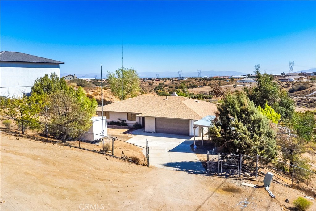 8121 Anaconda Avenue