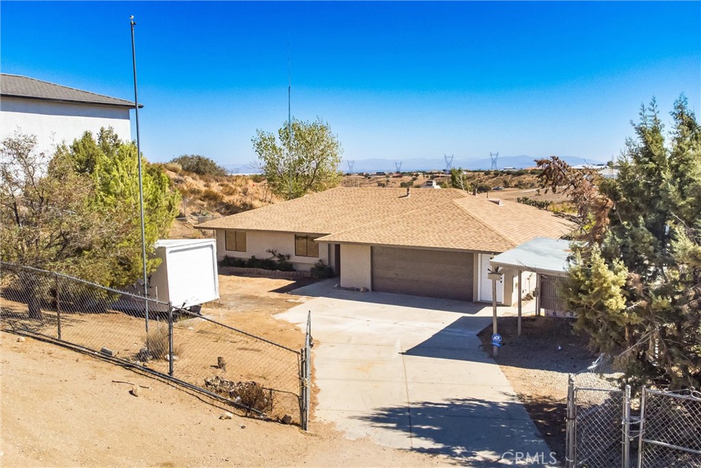 8121 Anaconda Avenue