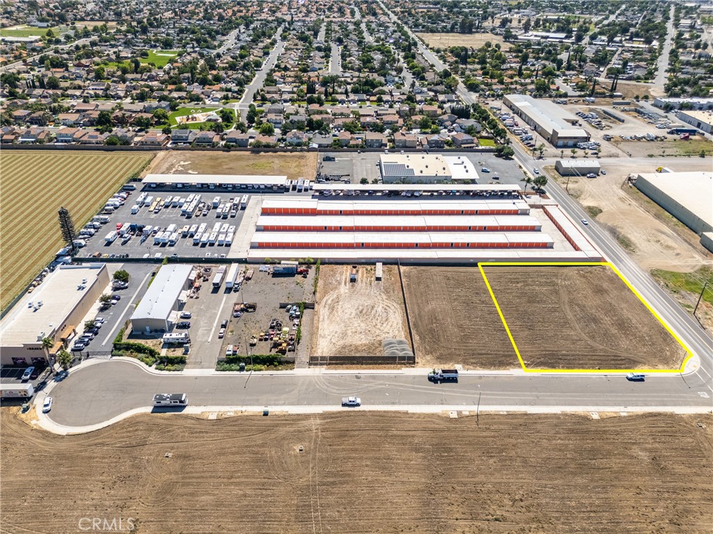 Photo 1 of 18 — 204 Commerce, Los Banos, CA 93635