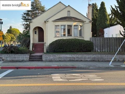 Photo of 1252 Portland Ave Ave, Albany, CA 94706 (MLS # 41115507) Photo of 1252 Portland Ave Ave, Albany, CA 94706 (MLS # 41115507)