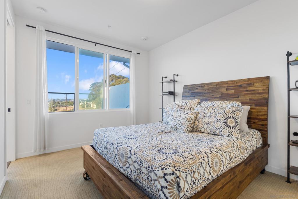 Ocean Beach - Residential