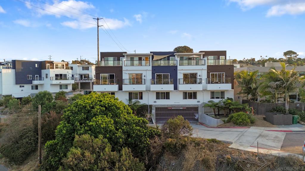 Ocean Beach - Residential