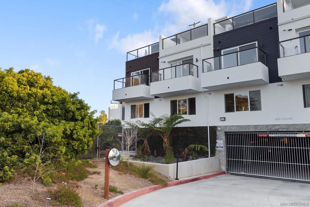 Ocean Beach - Residential