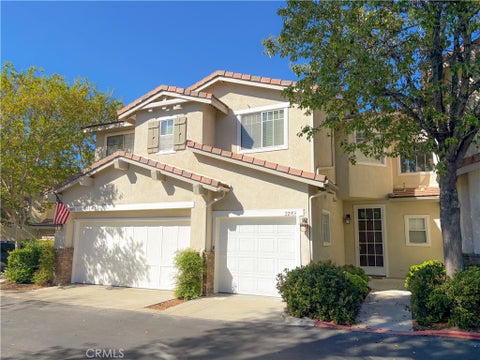 Photo of 22913 Cheyenne Drive, Valencia, CA 91354 (MLS # SR26234002)
