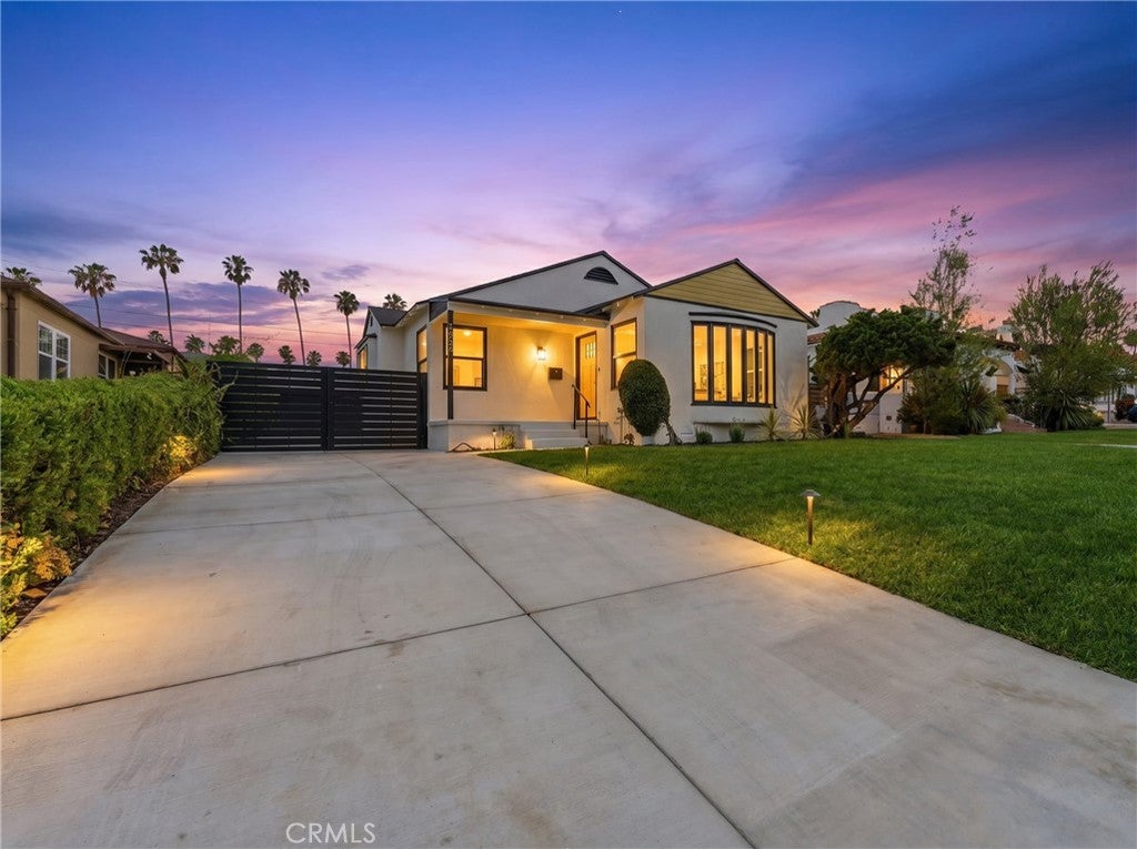 5323 S Mullen