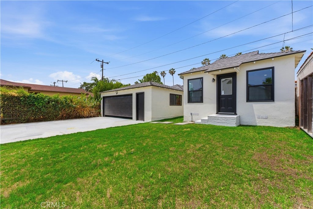 5323 S Mullen