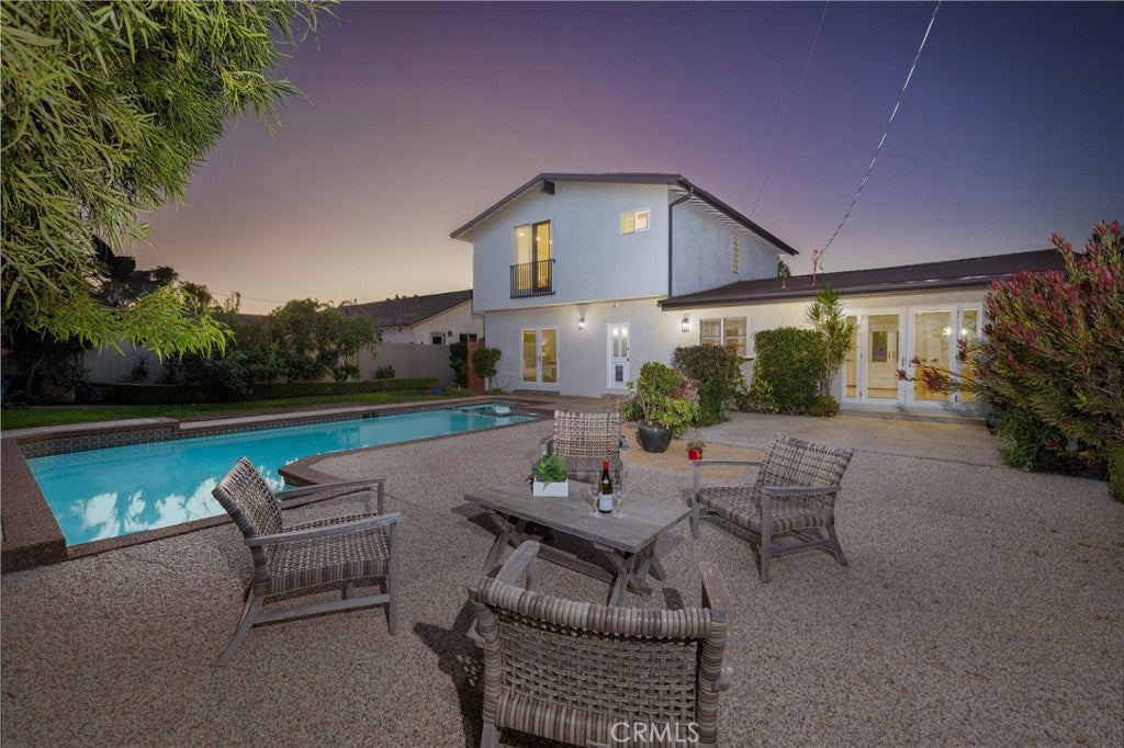 2038 Aliso Avenue