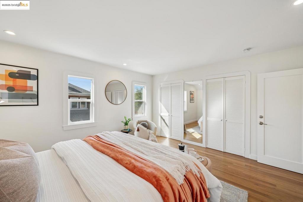 ELMWOOD/BATEMAN - Residential