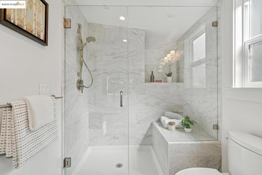 ELMWOOD/BATEMAN - Residential