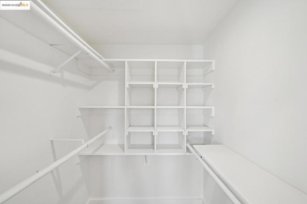 ELMWOOD/BATEMAN - Residential