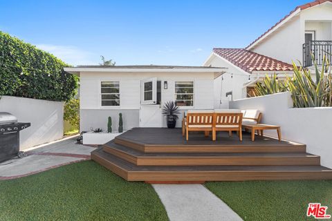 Photo of 668 Marr Street, Venice, CA 90291 (MLS # 25626733)