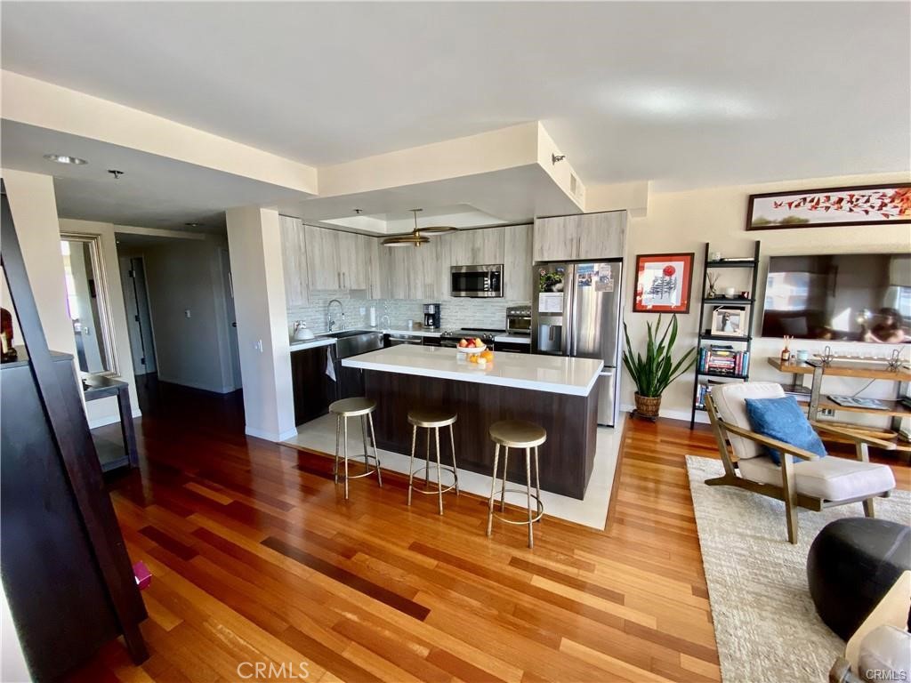 525 E Seaside Way 1203