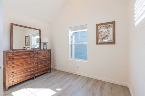 Tiny photo for 5917 Gran Paseo Way, Atascadero, CA 93422 (MLS # NS26042628)