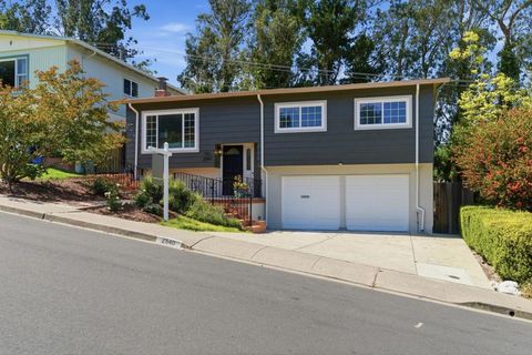 Photo of 2840 Evergreen Dr, San Bruno, CA 94066 (MLS # ML82045306)