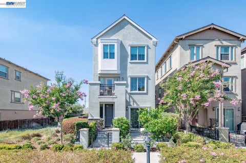 Photo of 3001 Worthing Common, Livermore, CA 94550 (MLS # 41152331)