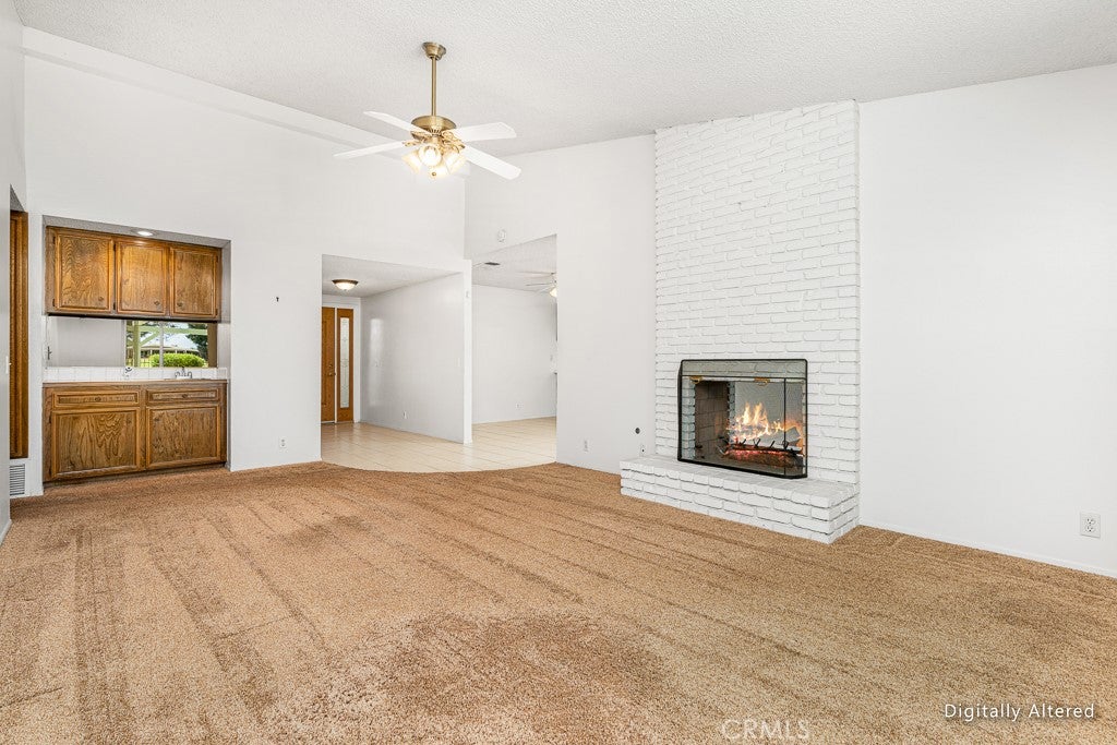 1348 Pepper Tree