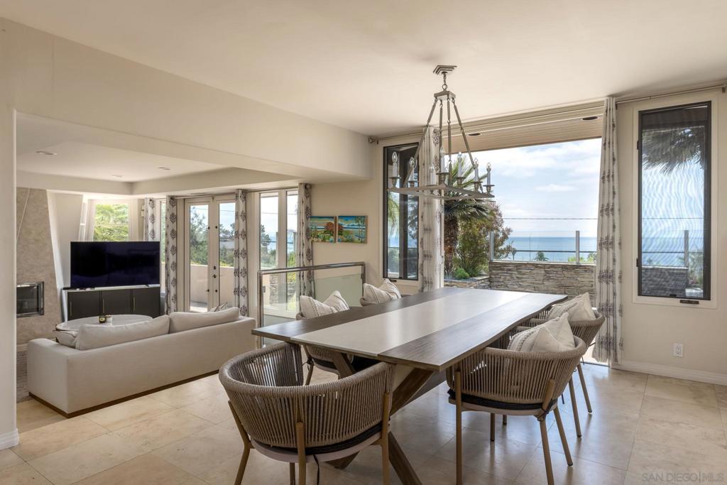 Del Mar - Residential