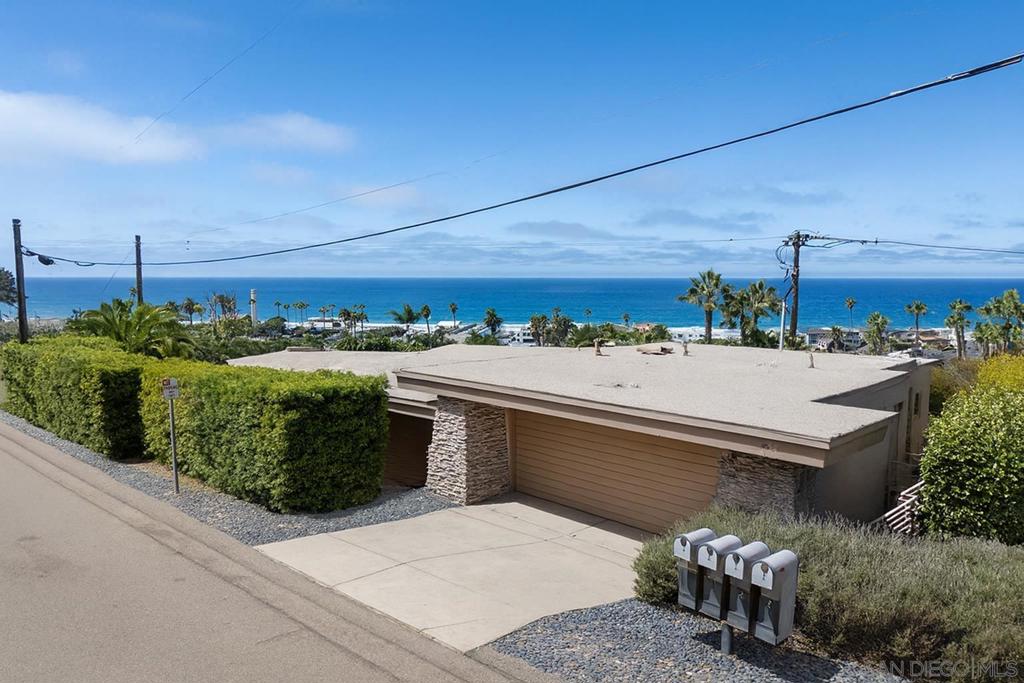 Del Mar - Residential
