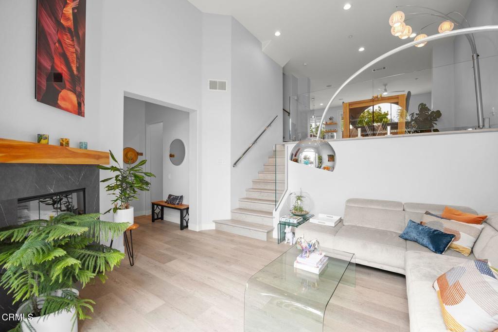 1323 Bayside Circle
