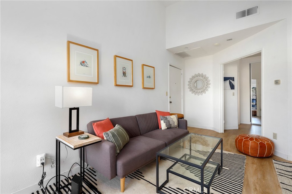 1046 Calle Del Cerro